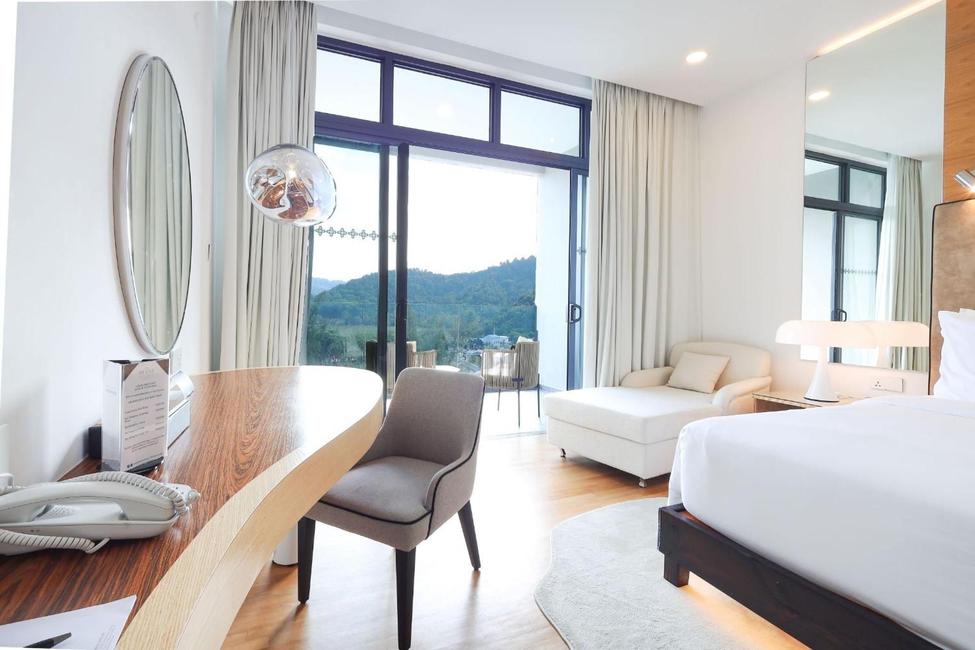 The Riyaz Lavanya Langkawi Pantai Cenang  Kültér fotó Deluxe Room