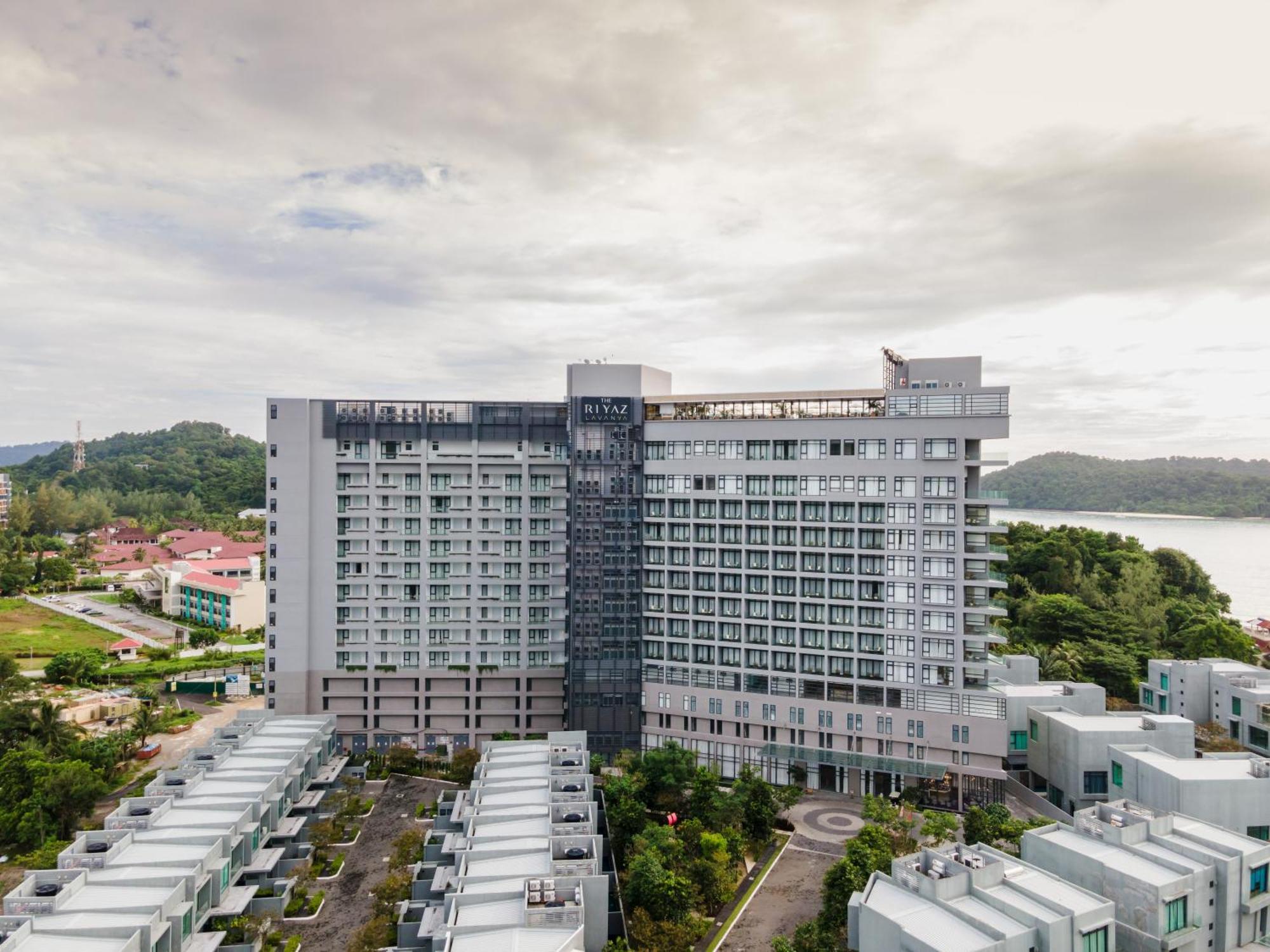 The Riyaz Lavanya Langkawi Pantai Cenang  Kültér fotó The University of Nottingham Malaysia Campus