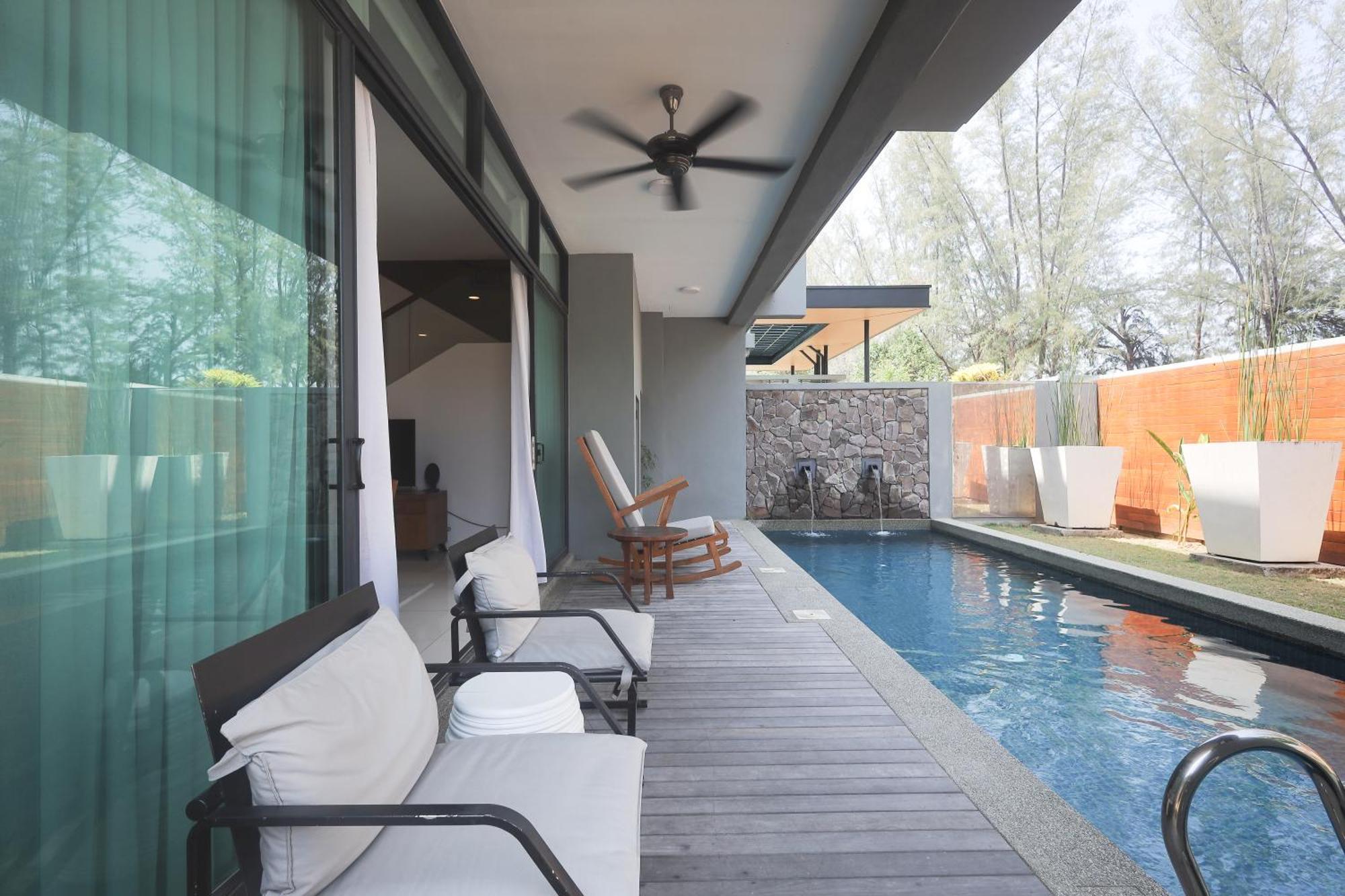 The Riyaz Lavanya Langkawi Pantai Cenang  Kültér fotó A pool villa at the resort