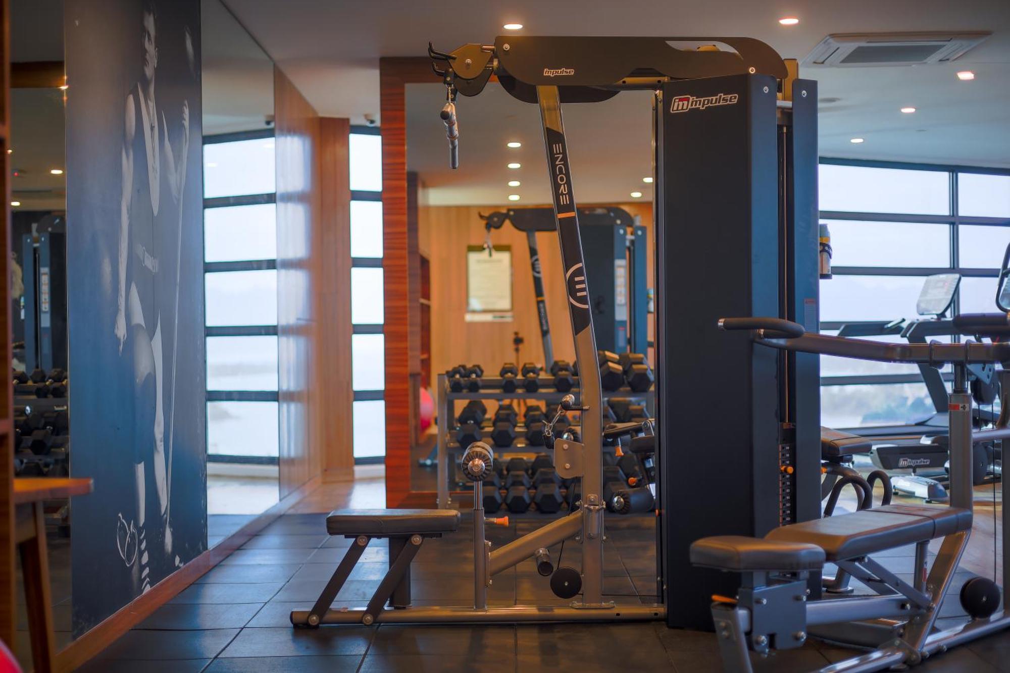 The Riyaz Lavanya Langkawi Pantai Cenang  Kültér fotó A functional trainer